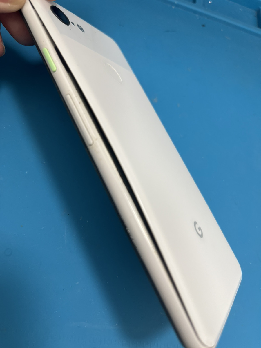 Pixel 3 バッテリー膨張による交換修理と費用について - スマホ修理テック
