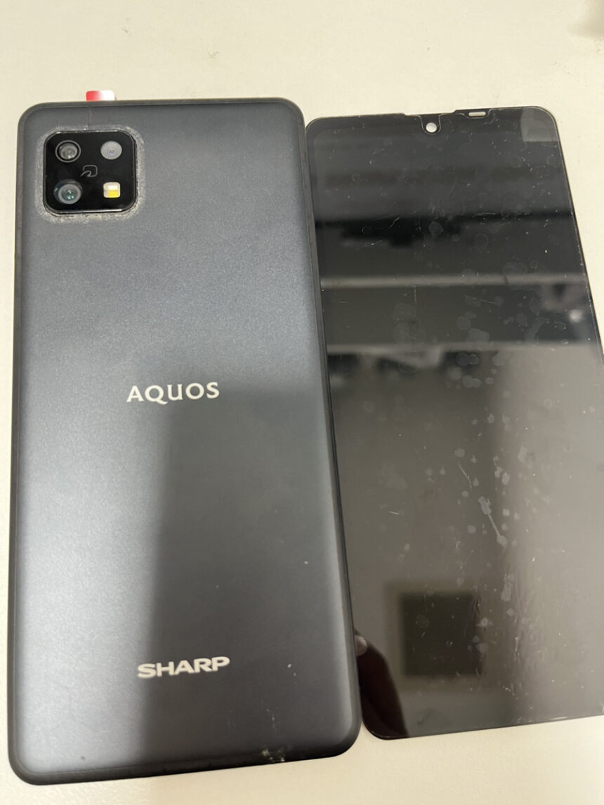 AQUOSsence6画面修理